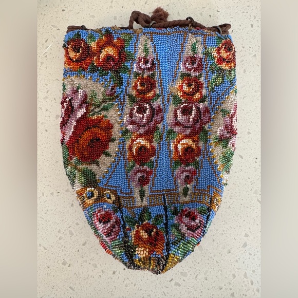 RARE 1890s Glass Beaded Cinch Bag w/Floral Pattern - Picture 13 of 16